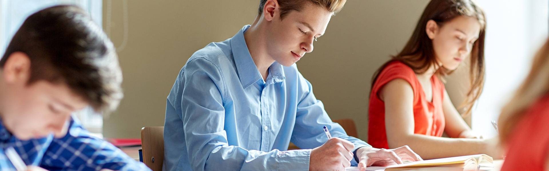 אנגלית לחטיבת הביניים ולתיכון