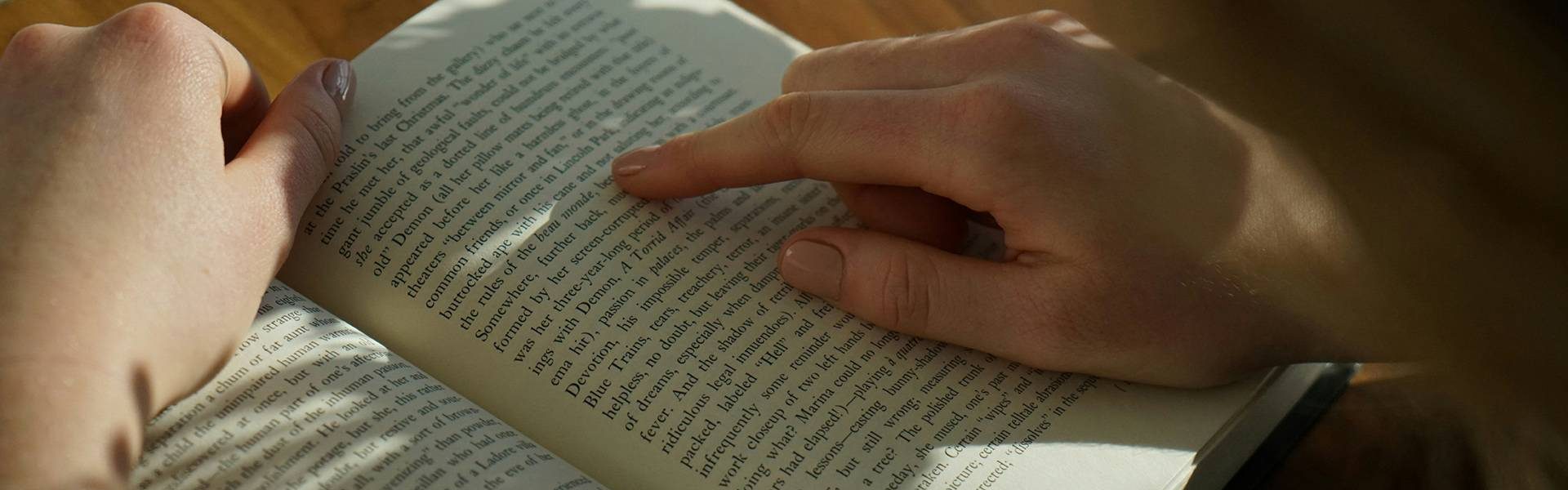 ספרים באנגלית לבוק ריפורט